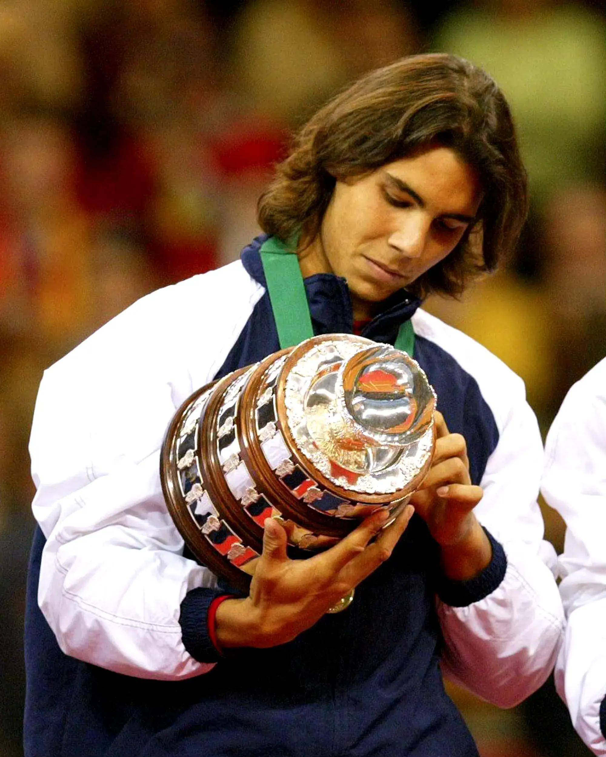 爱游戏体育-纳达尔在MAD比赛中比赛规则变更，败北引发热议！