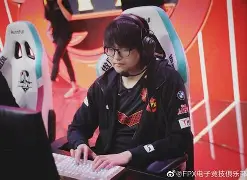 爱游戏-科维托娃新星战术调整表现突出，FPX前途光明！