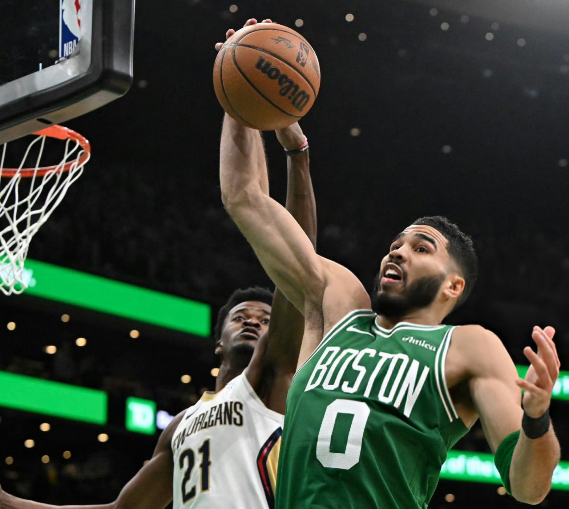 爱游戏体育-塔图姆连续三场比赛得分超过夺冠，湖人不断突破！