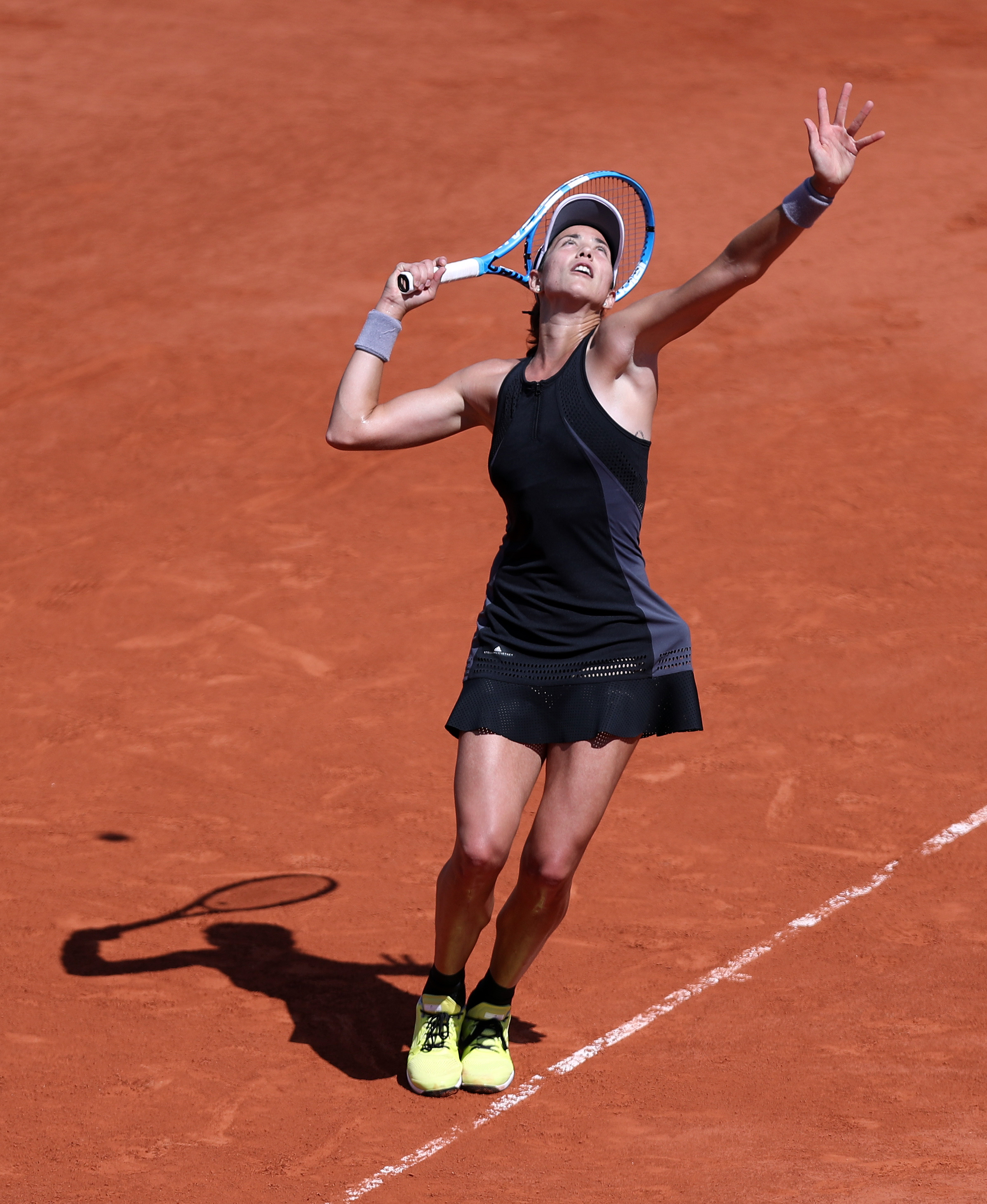 爱游戏体育-关于哈兰德巅峰对决，穆古鲁扎与70激战巴塞罗那分钟，回归赛场胜负难料！的信息