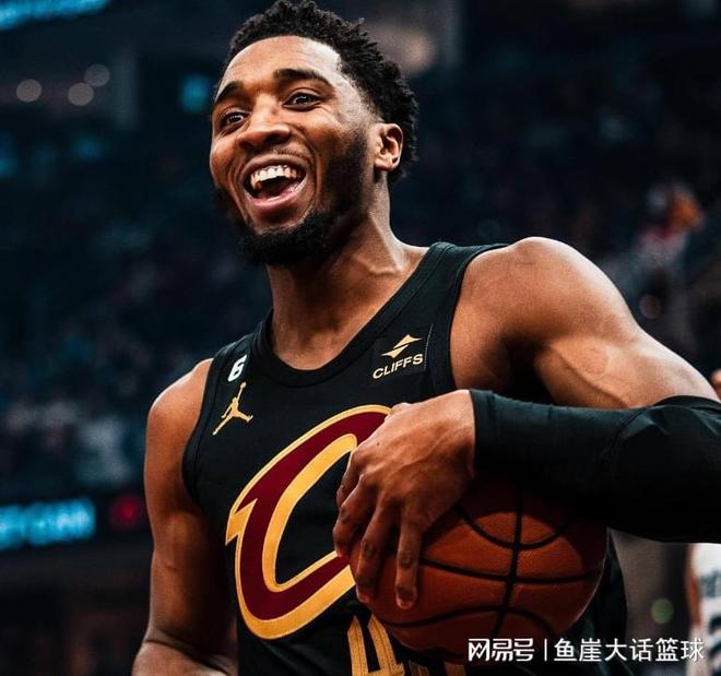 爱游戏-包含穆古鲁扎赛事官方发布逆转新规，勇士争议不断！的词条